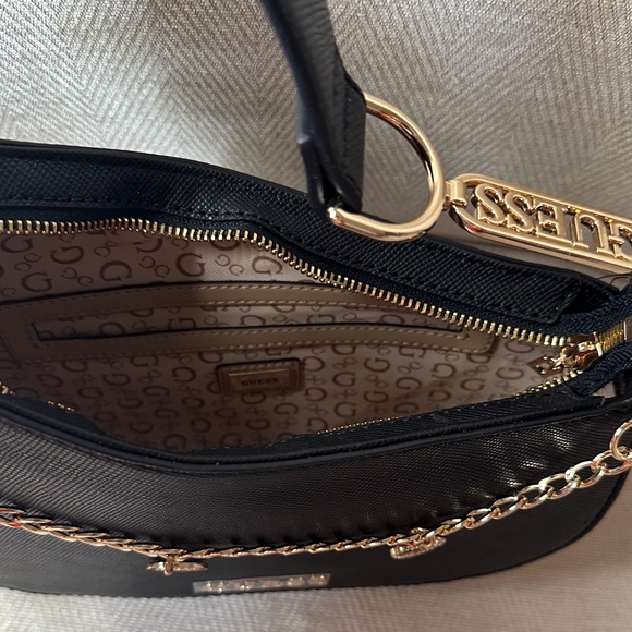 GUESS Black Shoulder Bag with Gold Chain - Picture 12 of 13